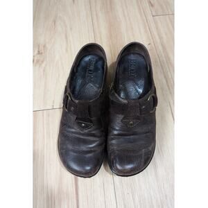 Born leather clogs